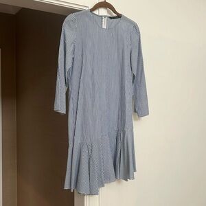 Zara size small dress